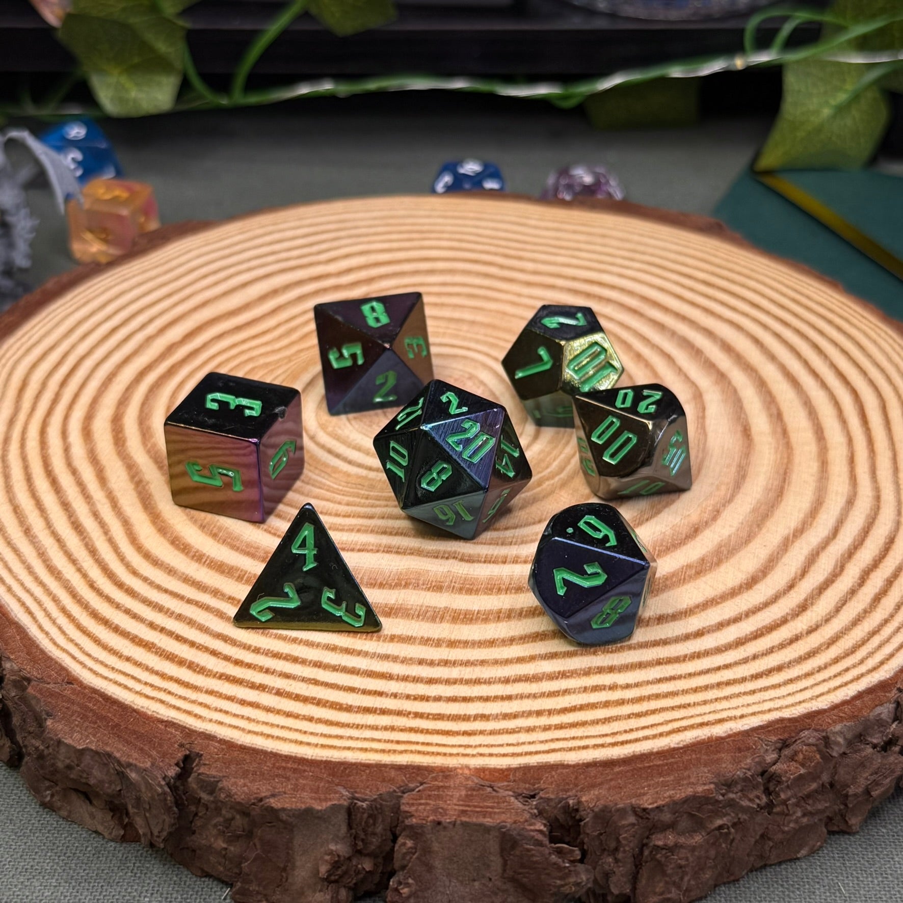 Electroplated 7 Piece Acrylic Dice Set